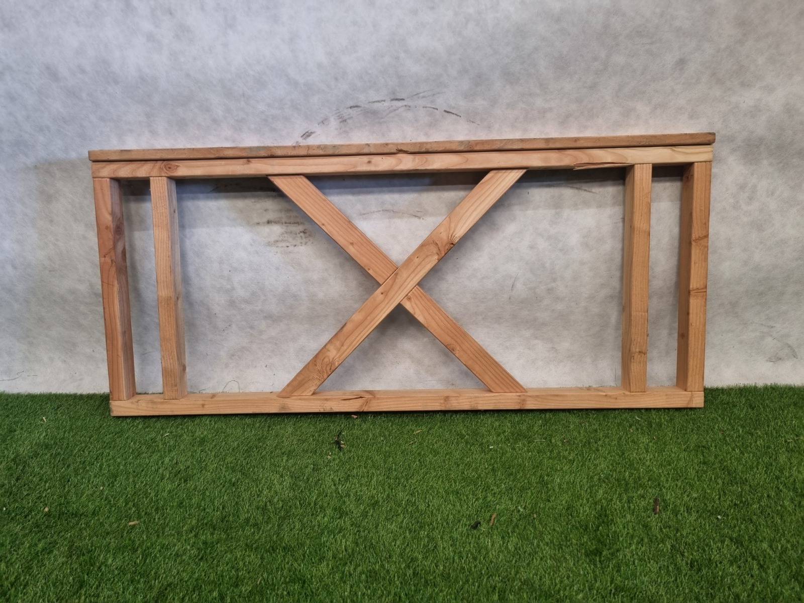 Veranda hekwerk - 163 x 73 cm, lichte beschadiging - SALE25098