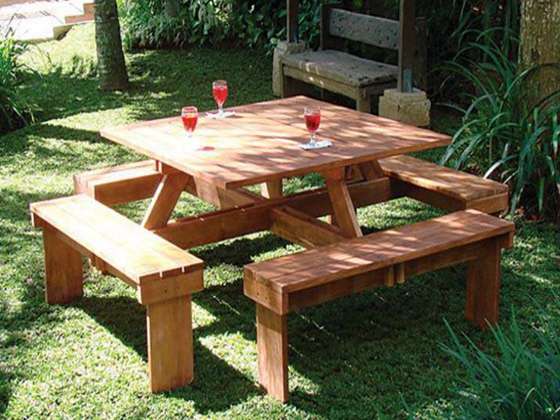 Hardhouten picknicktafel vierkant