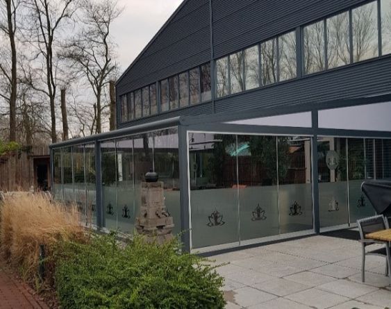 Aluminium veranda profiline XXL 800x700 cm op 3 staanders - 's-Gravendeel