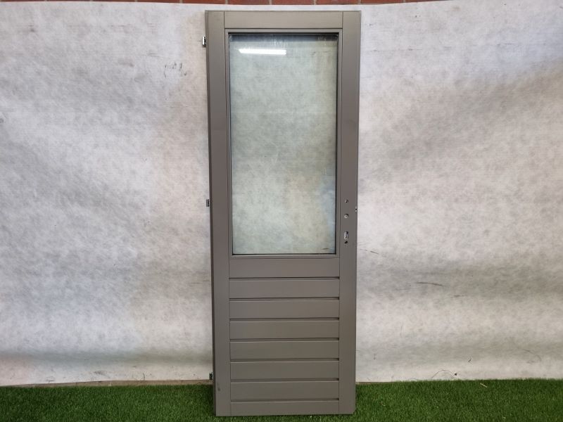 Enkele grijze houten deur – dubbel glas (buitenmaat 206,5 x 76 cm) - SALE25111 Enkele grijze houten deur – dubbel glas (buitenmaat 206,5 x 76 cm) - SALE25111