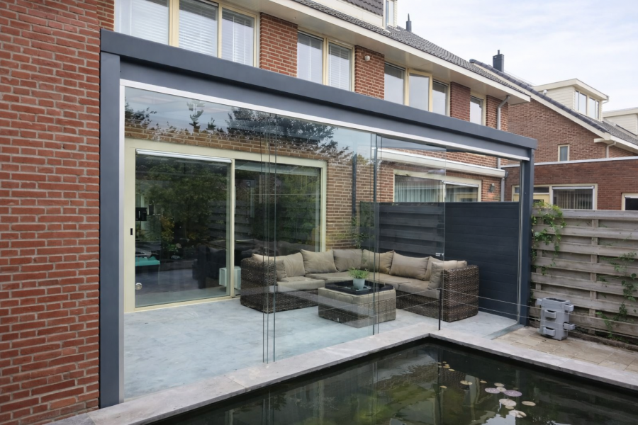 Overkapping met schuifsysteem - Hellevoetsluis