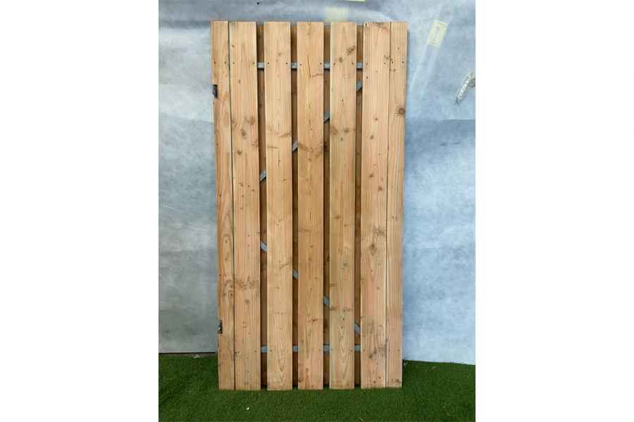1 stuk beschikbaar: Lariks privacy deur 4 stuks. Excl. hang en sluitwerk 100x195 cm - Beschadigd - SALE01878 1 stuk beschikbaar: Lariks privacy deur 4 stuks. Excl. hang en sluitwerk 100x195 cm - Beschadigd - SALE01878
