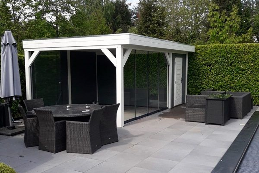 Buitenverblijf Refter XL 600x400 cm met glasschuifsysteem - Breda Buitenverblijf Refter XL 600x400 cm met glasschuifsysteem - Breda