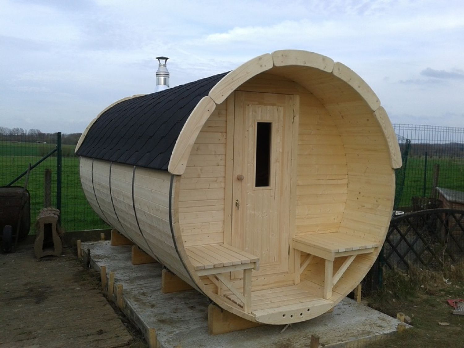 Barrelsauna Ø195x250 cm  - Vurenhout buiten zij