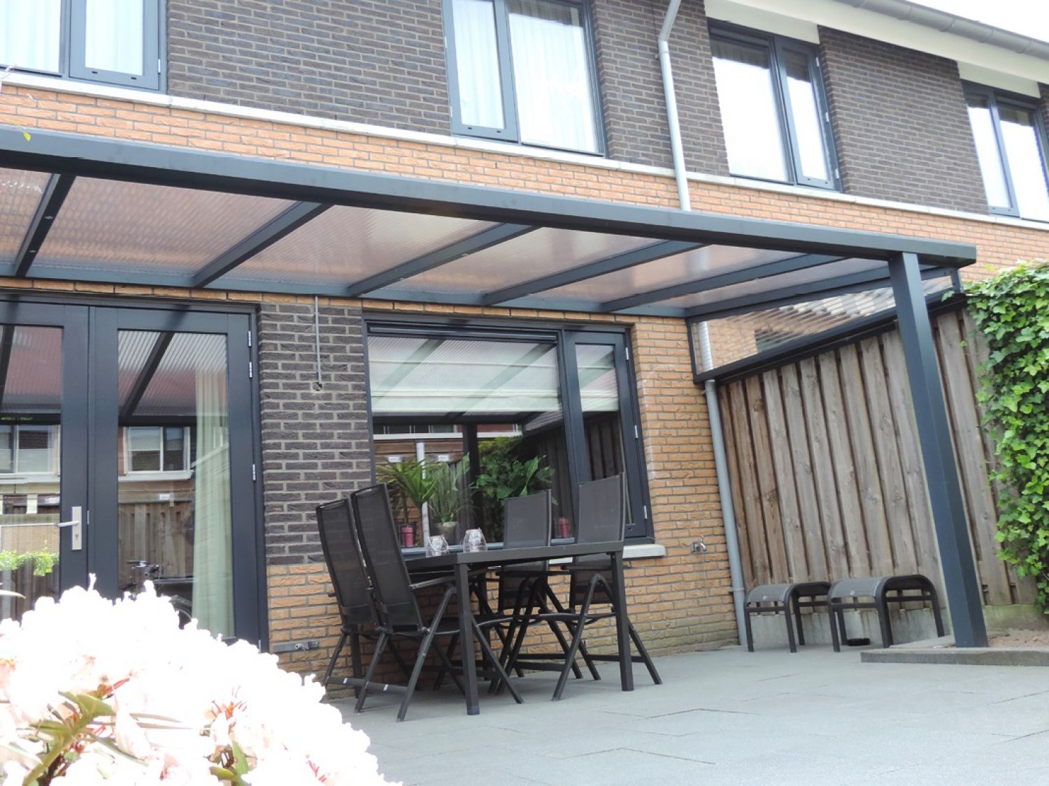 Greenline veranda 500x300 cm - 2 staanders - polycarbonaat dak