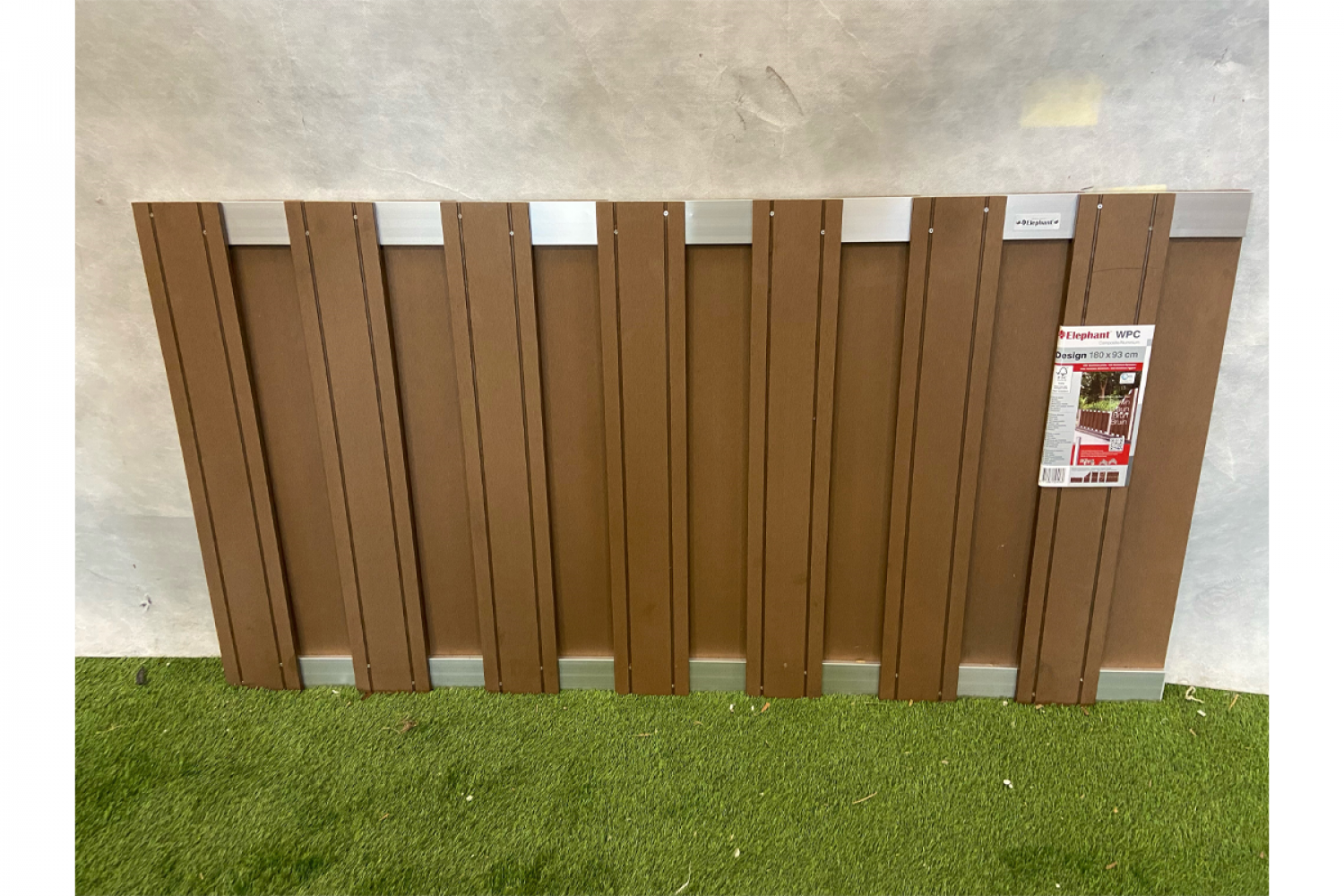 2 stuks beschikbaar: Tuinscherm alu/composiet bruin 180x93 cm - SALE01884