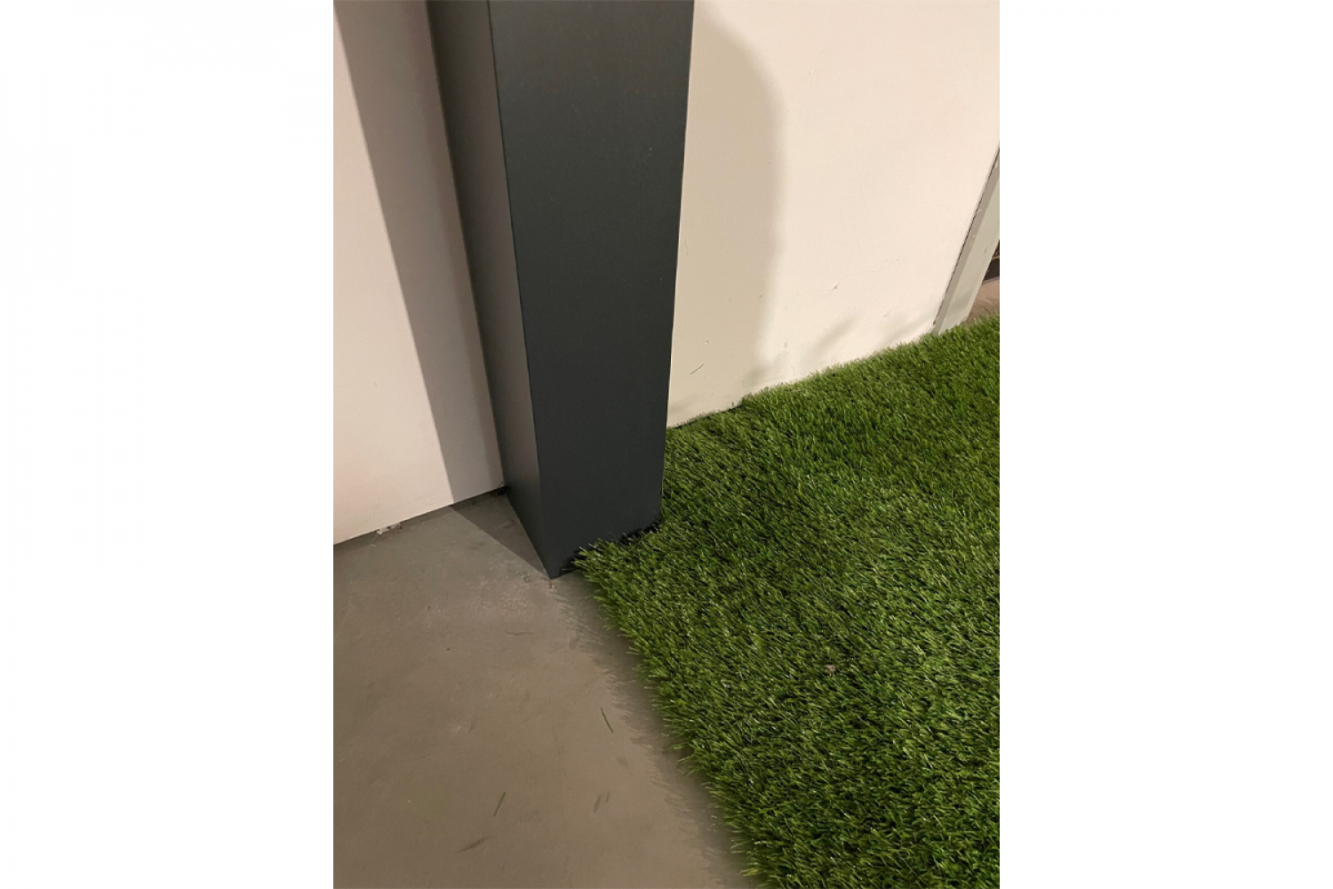 Kunstgras Manitoba - reststuk 306x402 cm - 35 mm poolhoogte - SALE01950