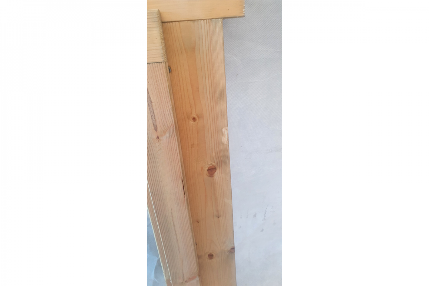 Vuren enkel raam 90x70 cm excl. beslag - SALE01532