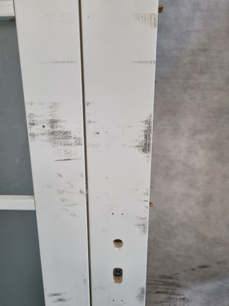 Dubbele witte houten deuren met kozijn – dubbel glas, met hangwerk (202,5 x 132 cm) - SALE25110