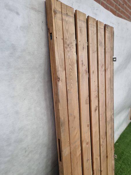 Douglas poort met stalen frame – 195 x 95,5 cm, 13-planks - SALE25139