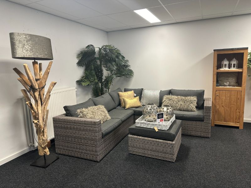 Wembley Corner set wicker - Showmodel - Amersfoort & Hoofddorp