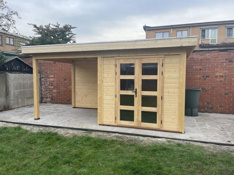 Van Kooten Prime Line blokhut 250x250 cm + overkapping 250 cm + achterwand 28 mm vuren blank