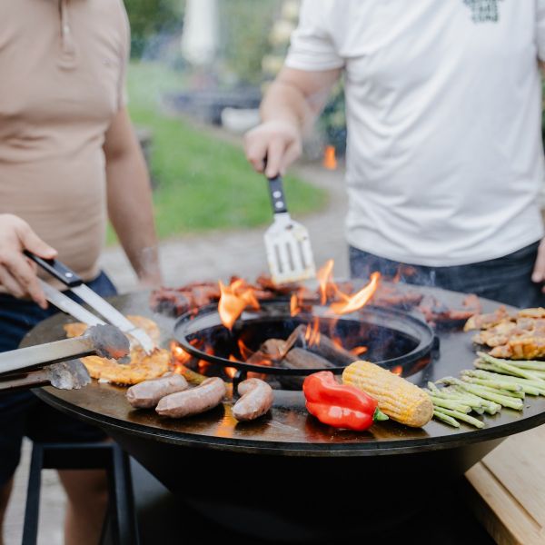 Barbecue BIG Jack 3.0 Blackline - incl. hoes en houtopslag - Ø 80 cm