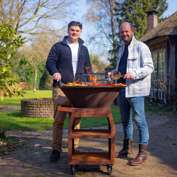 RJRoyal Living BBQ Plancha Grill Maestro XXL Ø80cm Cortenstaal - Met pook en houtopslag