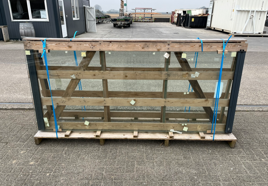 Glasschuifsysteem Profiline R3 (3-spoor) type C - 290,5 x 240 cm Antraciet Structuur. Vast deel links van buitenaf gezien. Excl. Bevestigingsmateriaal - SALE25021