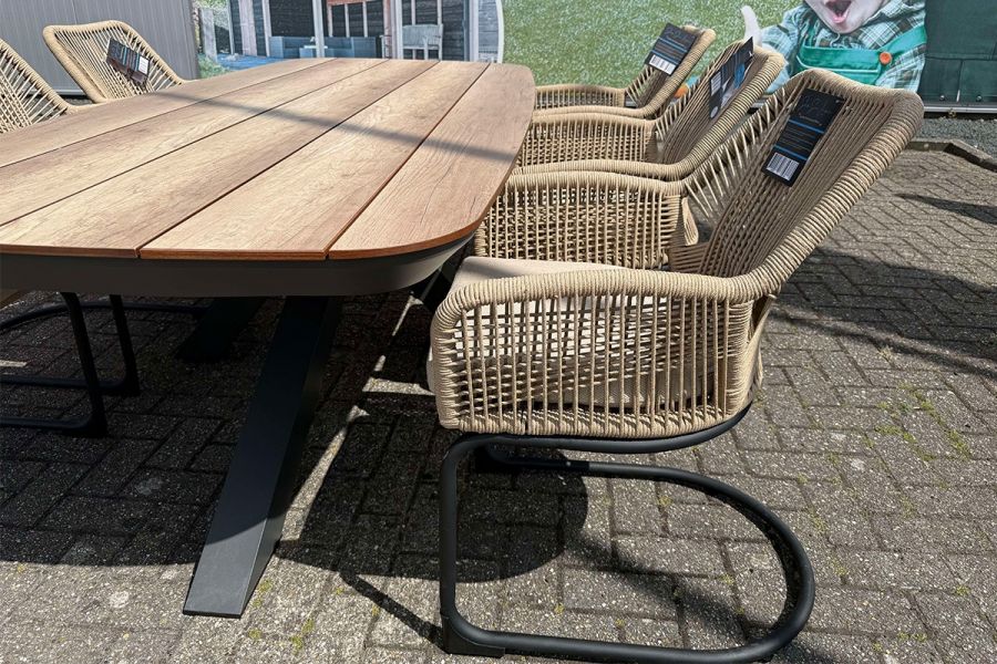 Tuinset Vivant - tafel en 6 swingstoelen