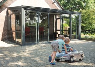 Aluminium aan huis tuinkamer 