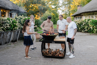 Barbecue BIG Jack 3.0 Blackline - incl. hoes en houtopslag - Ø 80 cm