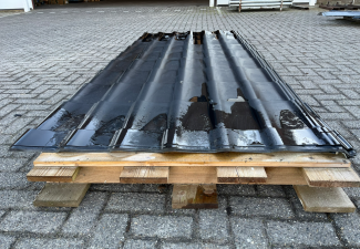 8 x Dakpanprofielplaten zwart (27,84m2) - Excl. Nokvorsten en bevestigingsmateriaal - SALE25010