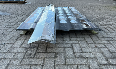 14x Dakpanprofielplaten zwart (35,28m2) - Excl. bevestigingsmateriaal - SALE25011