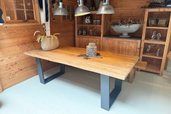 Teak tafel Winston 220x100 cm met aluminium antraciet poten