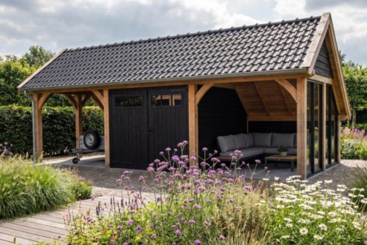 Trendhout Kapschuur De Veste 415x380 cm eiken