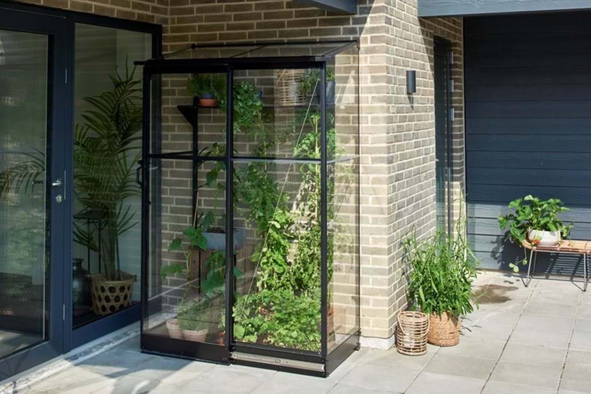Muurkas Qube - Lean-to 24 - 128x65x204 cm - Zwart - Veiligheidsglas- - Veiligheidsglas- Royal Well afbeelding