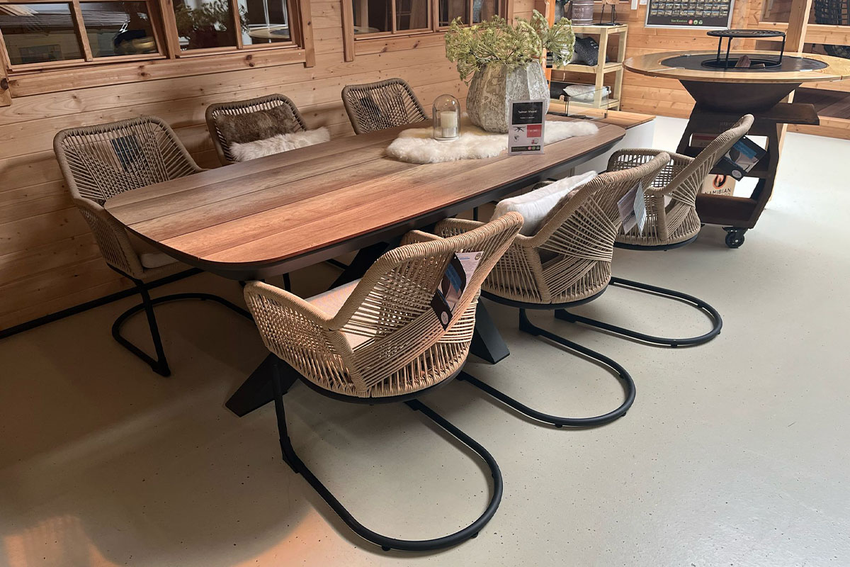 Tuinset Vivant - tafel en 6 swingstoelen afbeelding