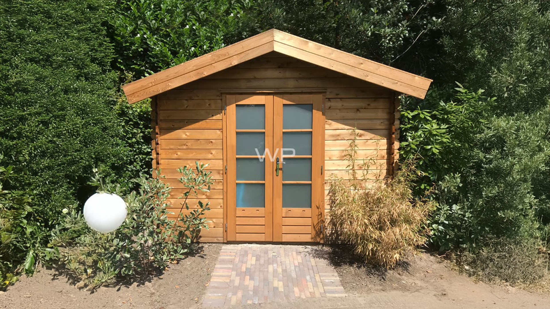 Woodpro Wamel Blokhut 300x250 cm vuren blank- Zadeldak- Hout- Woodpro afbeelding