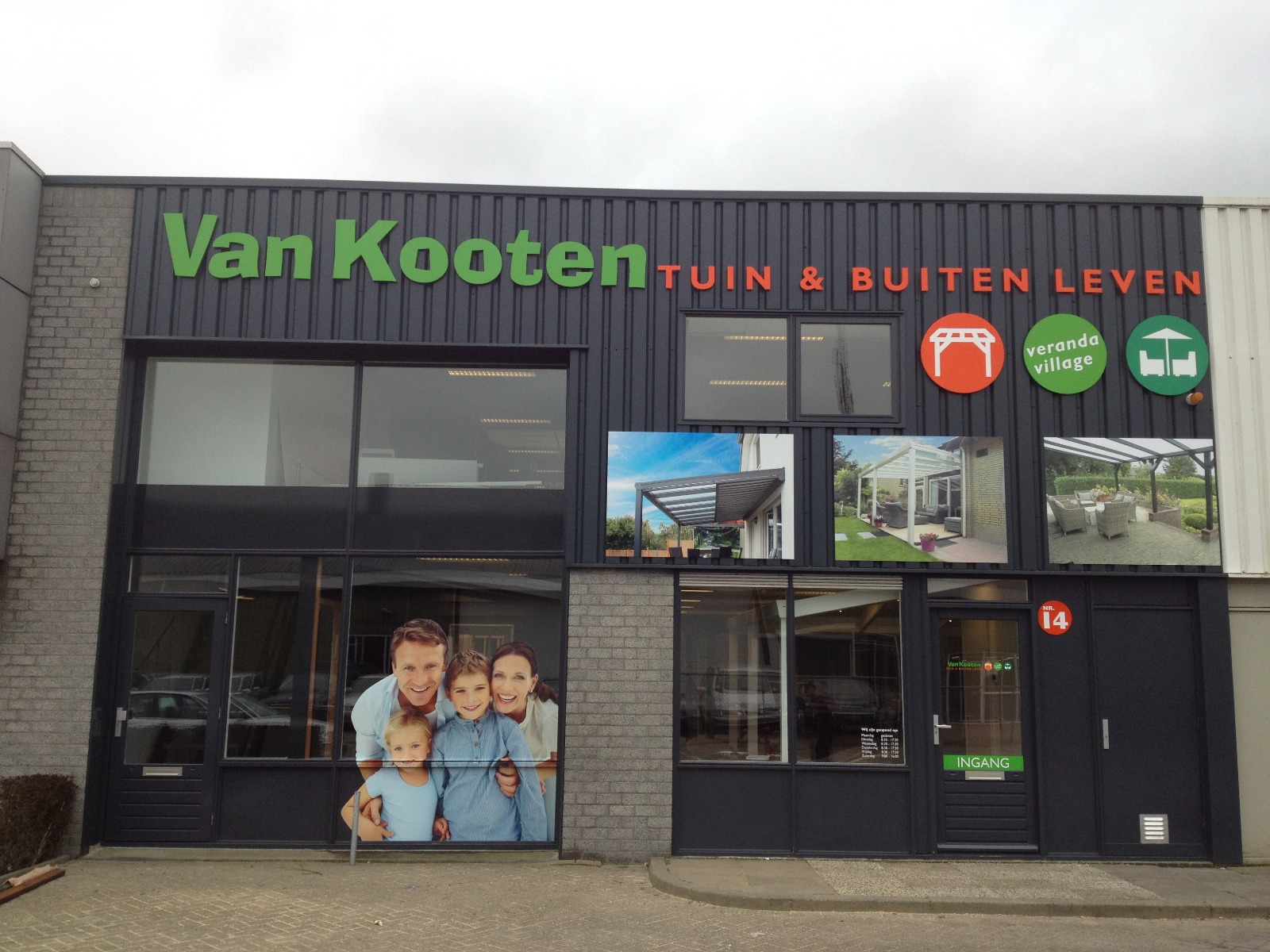 Marktleider in Blokhutten & Overkappingen - Van Kooten